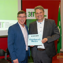 Charger l'image dans la galerie, LES CINQ BÂTISSEURS
